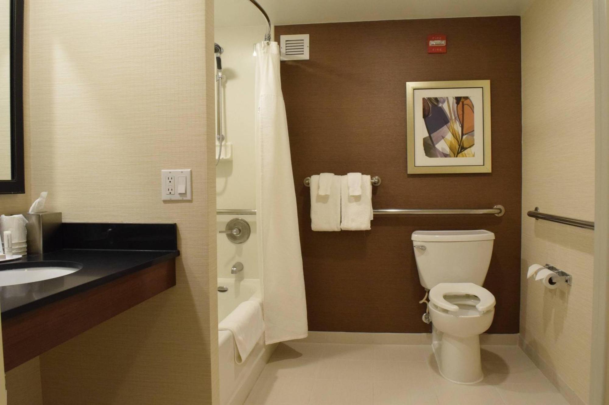 Fairfield Inn By Marriot Binghamton Esterno foto