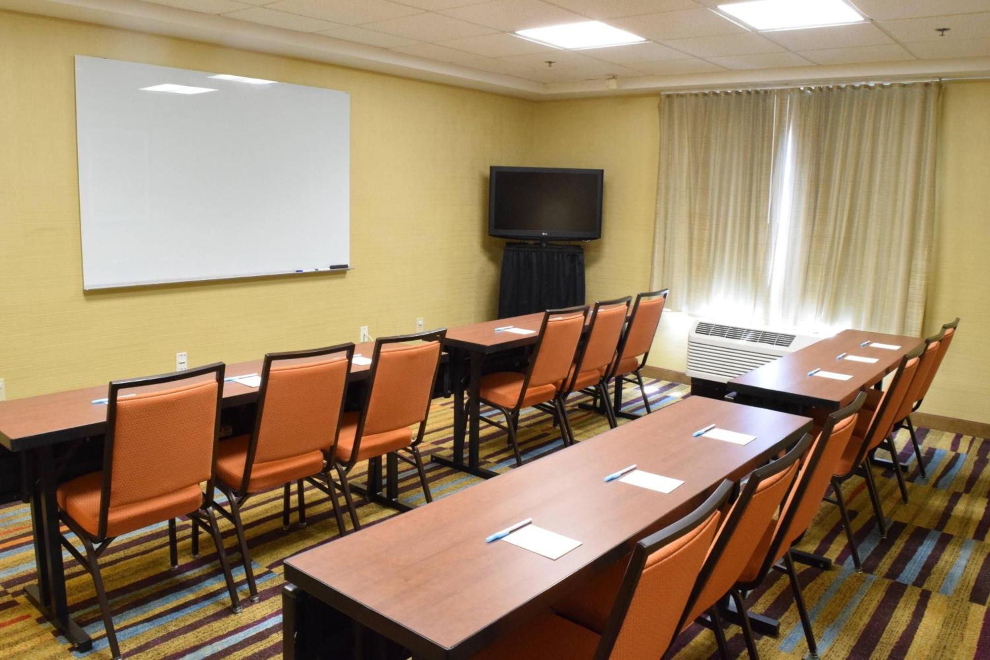 Fairfield Inn By Marriot Binghamton Esterno foto